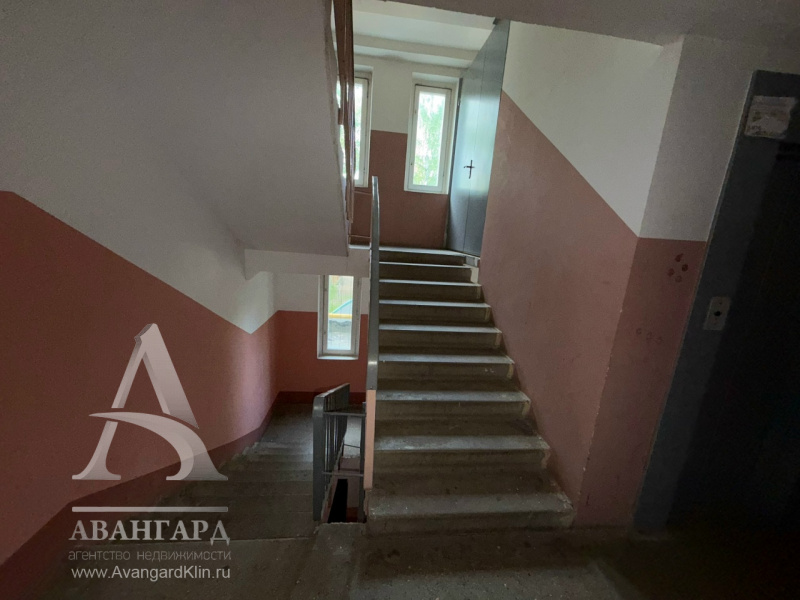 1-ая квартира 42,5 м², 2/10 эт. 1-ая квартира 42,5 м², 2/10 эт.