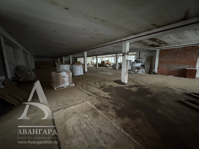 Здание 2633м² Здание 2633м²