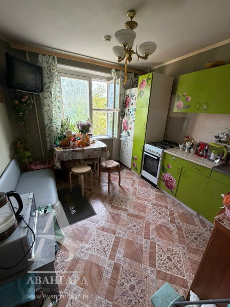 1-ая квартира 42,5 м², 2/10 эт. 1-ая квартира 42,5 м², 2/10 эт.